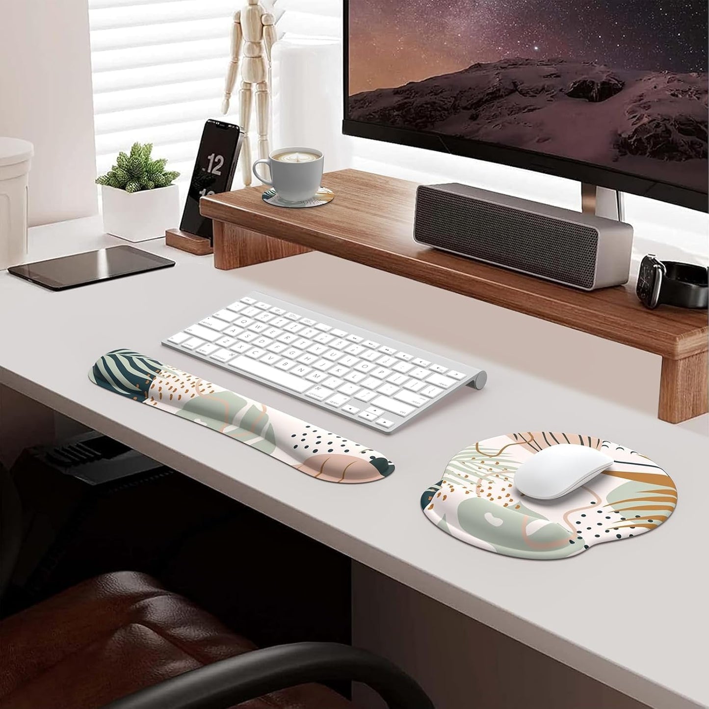 Mouse Pad Wrist Support Keyboard Wrist Rest Set, Ergonomic Mouse Pad with Non-Slip Base for Computer Laptop Home Office + Coasters, Easy Typing & Pain Relief Mouse Mat, Tropical Plants